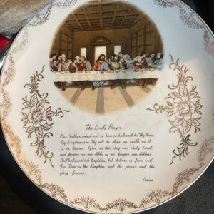 Antique plates decoration